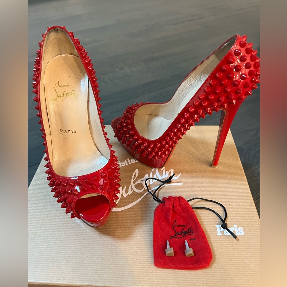 Christian Louboutin Lady Peep Spikes Patent Size 36